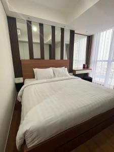 Gold Coast monaco room netflix studio