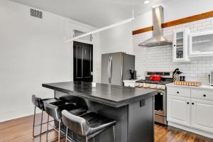 Perfect Stay in Louisville Vibrant Highlands