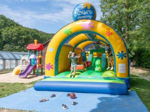 Camping La Chênaie