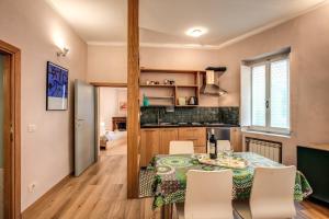 Cappellari Campo dei Fiori int 2