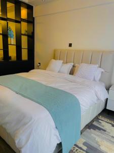 Whitehouse apartment