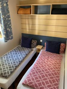 Maisons de vacances Le mobilhome d -Edit - C34- Proche Europa Park : photos des chambres