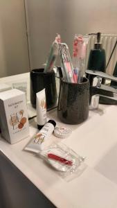 Studio neuf, Métro, Résidence protégée