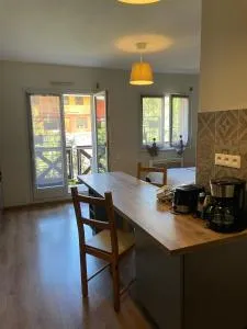 KAYSERSBERG - Downtown - Balcony and Parking - 凯泽贝尔