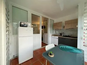 Anse des Rochers Paradise - Courcelles