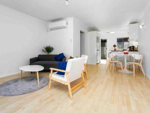 Beach Getaway Villa 2BR Fun!