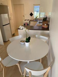 Beach Getaway Villa 2BR Fun!