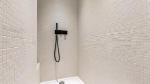 APPARTEMENT avec vue sur la Seine 10 en voiture de Paris et de la Tour Eiffel