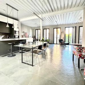 Hispalis Design at Home