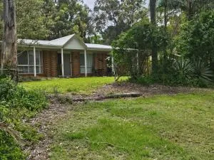 Newly renovated & tranquil surrounds - Ormeau