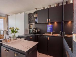 Studio en front de mer avec piscine et Wi-Fi à Biarritz - FR-1-3-621