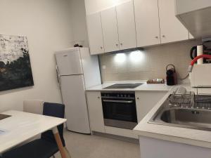 Apollonas Downtown - 1BR Lux Apartment - Tsimiski Ladadika - Explore Center by foot - Close to Aristotelous square