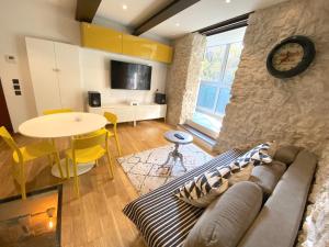 Appartements COCON AP4446 By Riviera Holiday Homes : photos des chambres