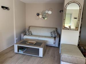 Tres beau 2 p vue mer terrasse