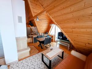 Villa Teddy Zakopane Murzasichle-Tatras Mountains entire house in a quiet neighborhood