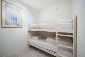 Beachfront Luxe - Stijlvol app met frontaal zeezicht