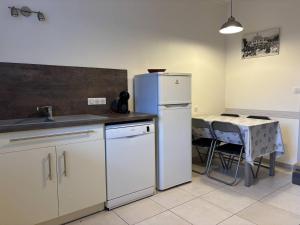 Maisons de vacances Maison confortable a Villard-de-Lans - 8 couchages, WiFi, parking gratuit, proche des pistes et du centre. - FR-1-548-5 : photos des chambres