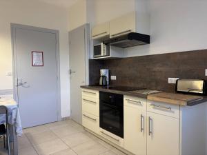 Maisons de vacances Maison confortable a Villard-de-Lans - 8 couchages, WiFi, parking gratuit, proche des pistes et du centre. - FR-1-548-5 : photos des chambres