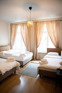 Quadruple Room with Bathroom room in Relax - usługi noclegowe