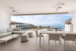 Infinity 1-7 LUXE SEA VIEW 2B