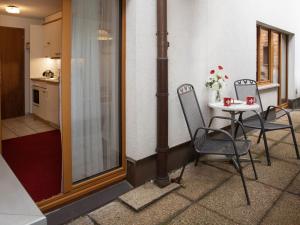 Apartment Chalet Abendrot apARTments-2 by Interhome