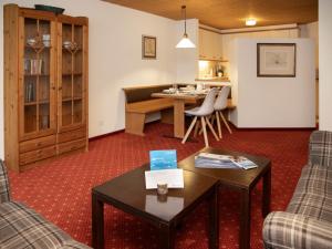 Apartment Chalet Abendrot apARTments-27 by Interhome