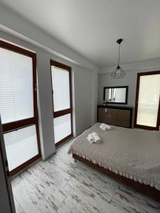 Golden Sun Apartments