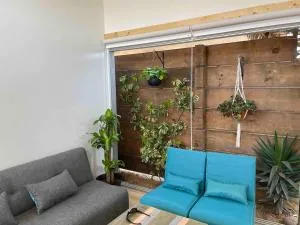 Garden glass house, natural & amusingly comfy - El Suazal