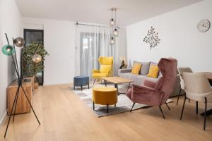 Luxury Apartment Mona with Garden & Jacuzzi in Zadar, Borik