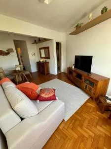 Recém Mobilado in Copacabana Ready for your First - 卡舒埃拉斯迪马卡库