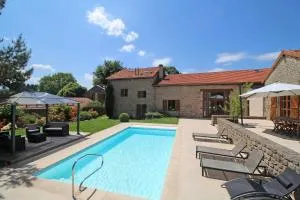 Gîte rural rénové à Saint-Sylvestre, 320 m², piscine - 加尔唐普河畔贝西讷