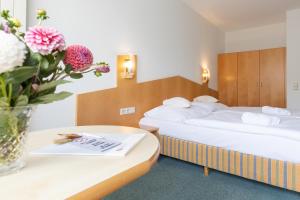 Evangelische Diakonissenanstalt Stuttgart GÄSTEHAUS AM DIAKONISSENPLATZ