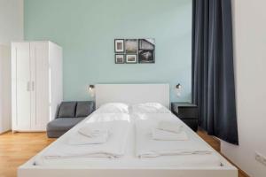 Free Parking Vienna Naschmarkt Air Con fast Wifi