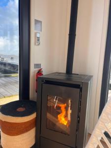 Luxury Houseboat Liberdade with sauna and dinghy