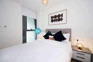 Bloomfields Luxury 2br Duplex In Raha Lofts