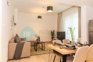 Bloomfields Stylish 1br In Waters Edge Yas Island