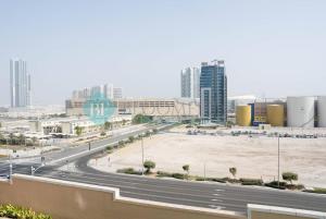 Bloomfields Spectacular Stu Julphar Al Reem