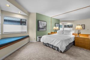 Mt Bachelor Condo King Suite