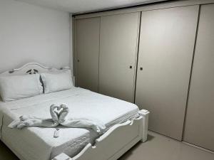 R8 Apartamento balcón con vista al mar para vacaciones o trabajo, comodo y seguro