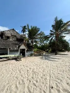 The Sunshine House, Tiwi Sea Breeze - Tiwi