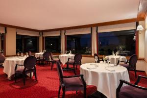 Hotels Le Castel Marie Louise : photos des chambres