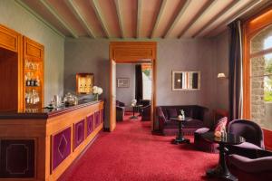 Hotels Le Castel Marie Louise : photos des chambres