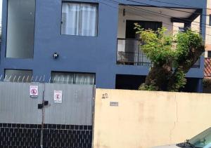 Casa kitnet 50 metros da Praia Ingleses para 2 pessoas