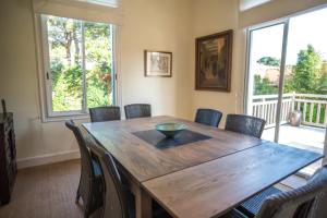 Oasis moderne avec piscine chauffée au coeur de la ville dhiver