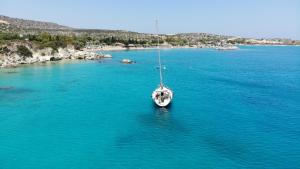 Perseus Sailing Cruises