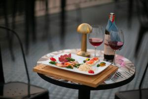 Westlake Pearl Apartment - Hotel & Pearl Spa