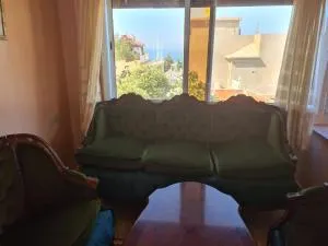 فيلا على الشاطئ بطنجة المغرب - Ajdir