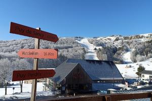 Hotels Hotel Perdrix : photos des chambres