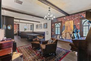 Magical 6 Bed Haven in Orlando6587