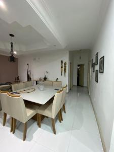Hospedagem de Carla e Silas